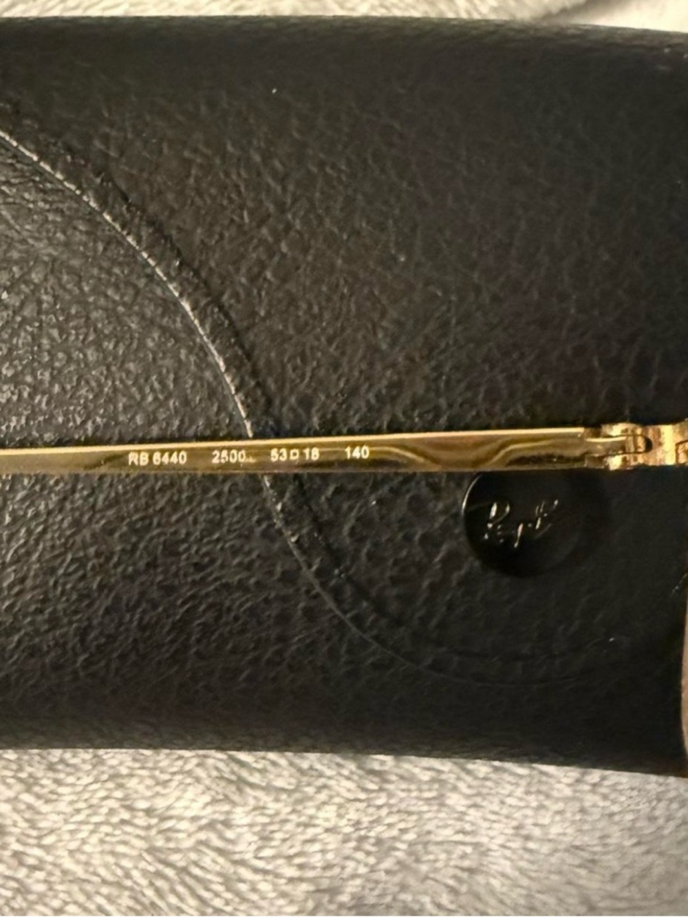 Ray Bans gold frames - Picture 7 of 7